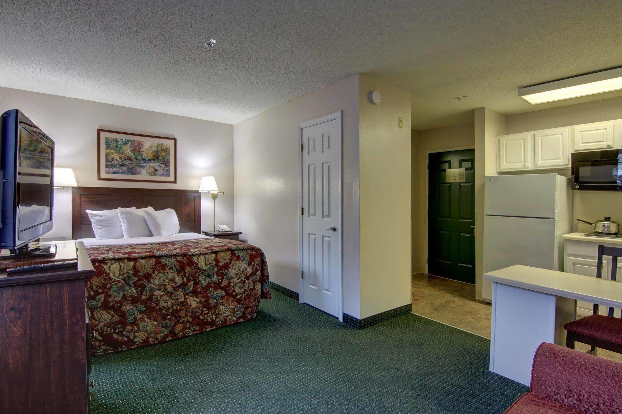 Intown Suites Extended Stay Marietta Ga - Roswell Rd מראה חיצוני תמונה